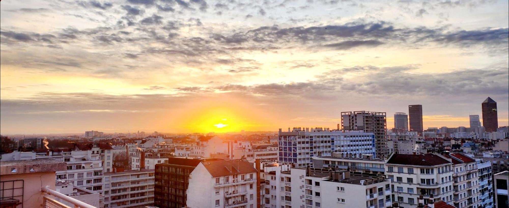 Plein Sud Terrasse Climatisation Garage Netflix Διαμέρισμα Λυών Εξωτερικό φωτογραφία