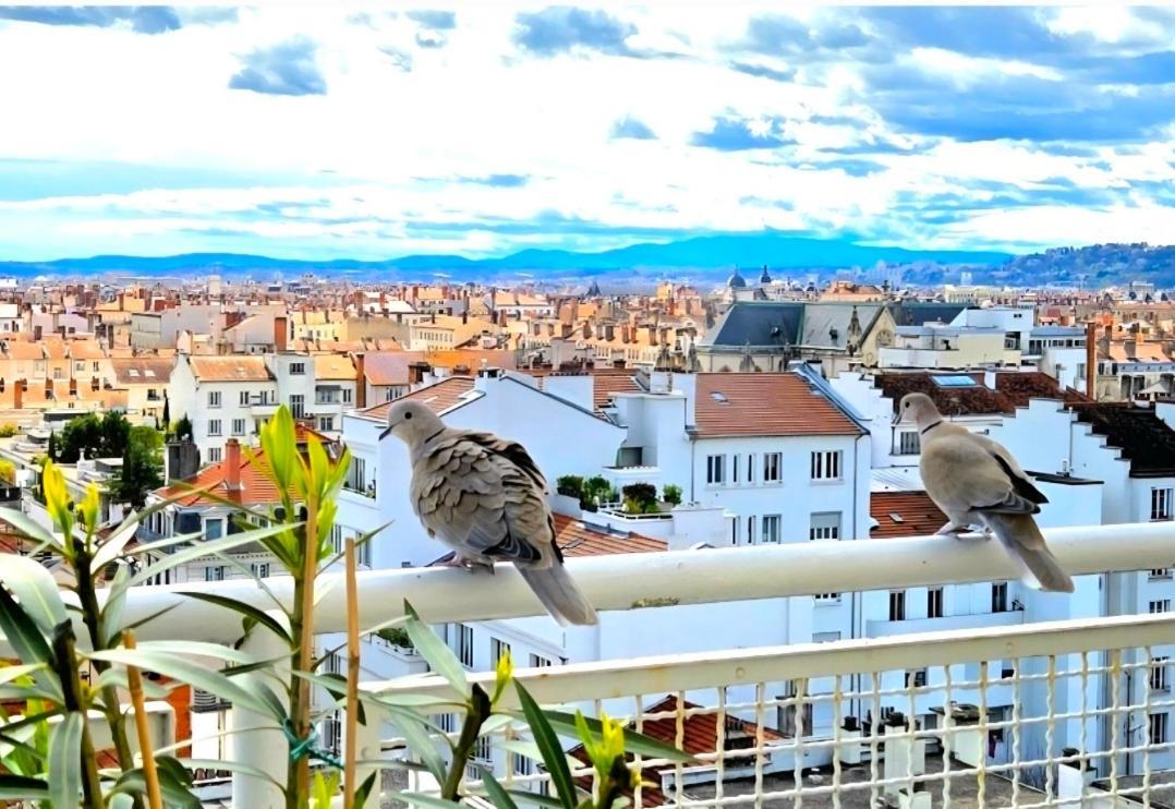 Plein Sud Terrasse Climatisation Garage Netflix Διαμέρισμα Λυών Δωμάτιο φωτογραφία